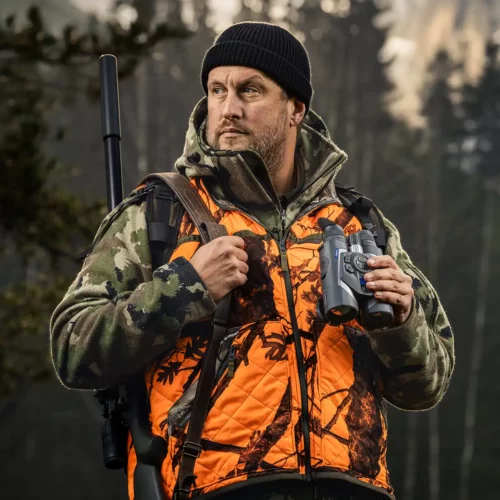 Pulsar Symbion DXT50 LRF in the Hand