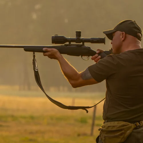 Rix Tourer T50 4K LRF Taking Aim